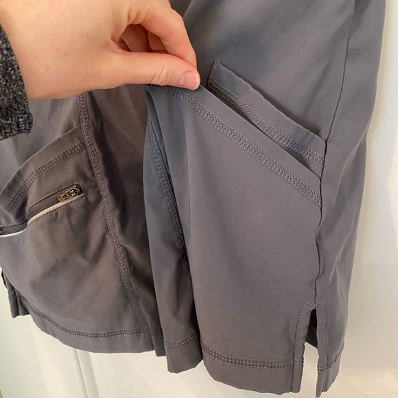 Urbane Align • Women’s scrub top - Picture 7 of 10